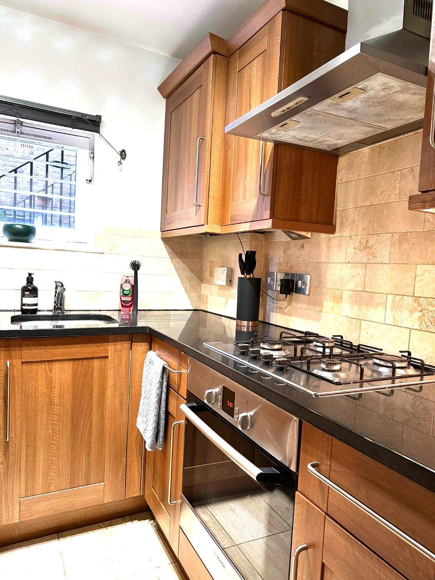 W9 Gem Stylish 2 Bed Flat Londres